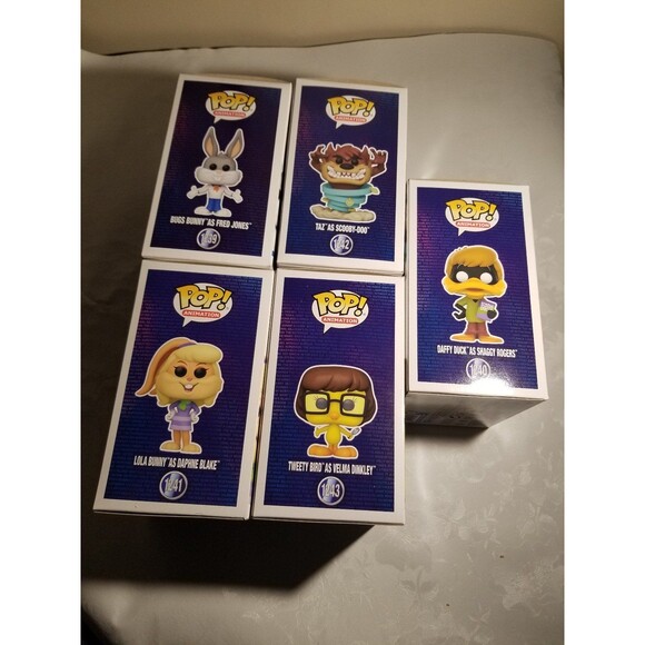 WB 100 Looney Tunes Funko Pop Set of 5 Tweety, Lola Bunny, Taz, Daffy Duck,Bugs - Picture 4 of 5